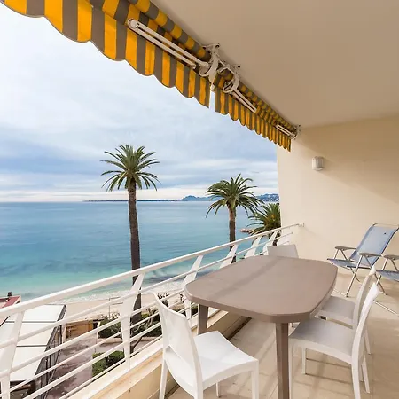 Apartamento Eden Beach 1 *